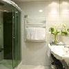 Szép fürdőszoba a mezőkövesdi Zsóry Balneo Thermal Hotelben