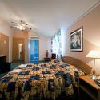 Kristály Hotel szabad kétágyas szobája a Balatonnál romantikus hétvégére
