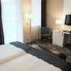 Siófoki wellness Hotel Azúr 4* szabad kétágyas szobája a Balatonnál